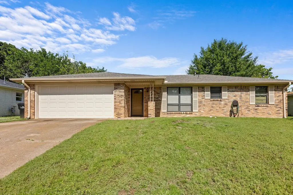 2022 Jerry Avenue, Denison, TX 75020 - #1