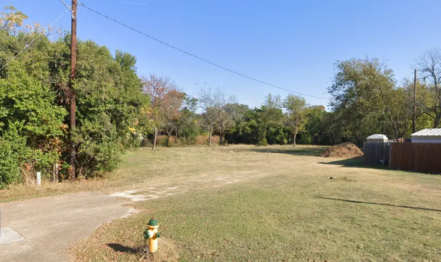 1300 Reuter Avenue, Waco, TX 76708 - #2