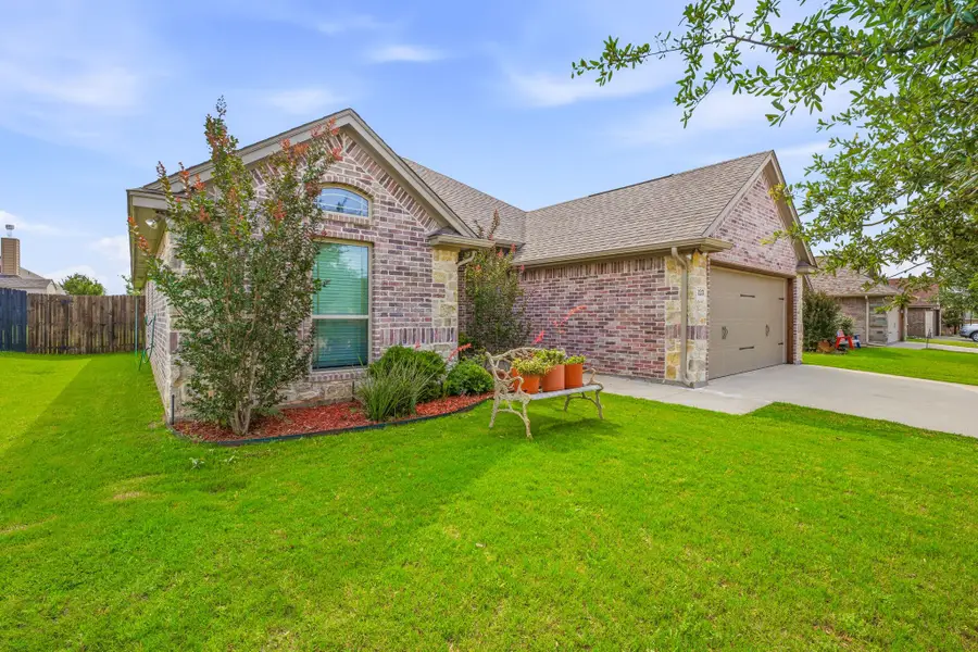 123 Donna Circle, Granbury, TX 76049 - #2