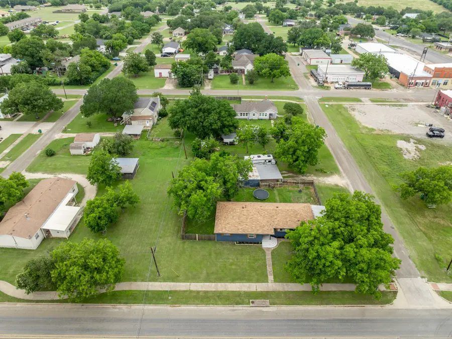 9338 5th Street, Crawford, TX 76638 - #2