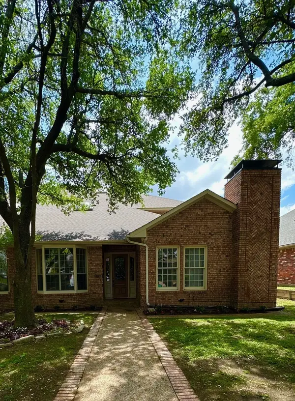 9326 Moss Farm Lane, Dallas, TX 75243