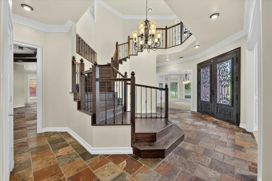 5811 Scenic Bay Court, Arlington, TX 76013 - #2
