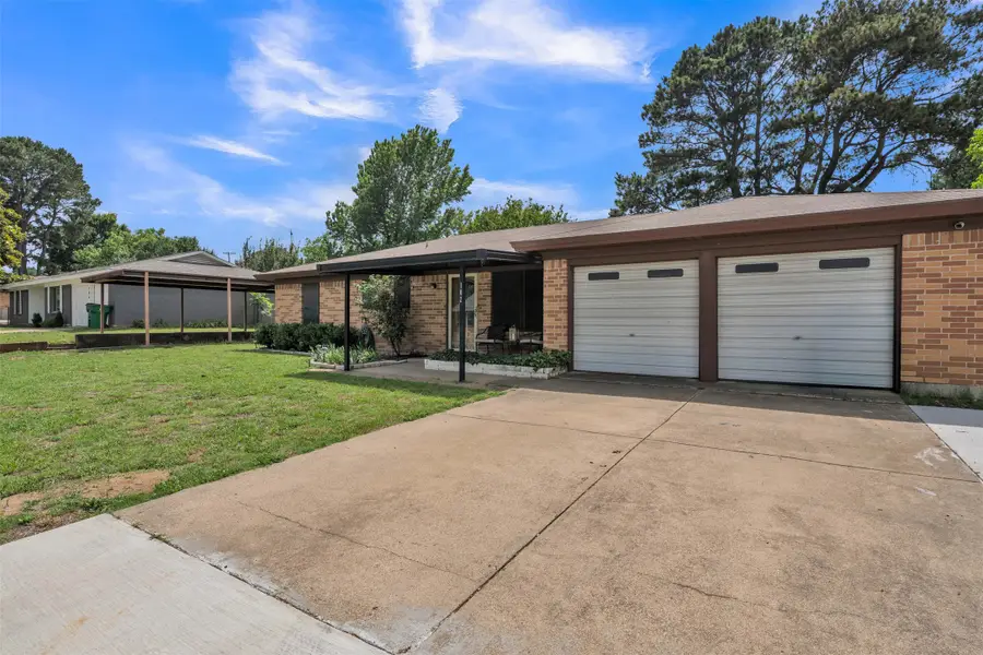 102 Thomas Street, Joshua, TX 76058 - #2