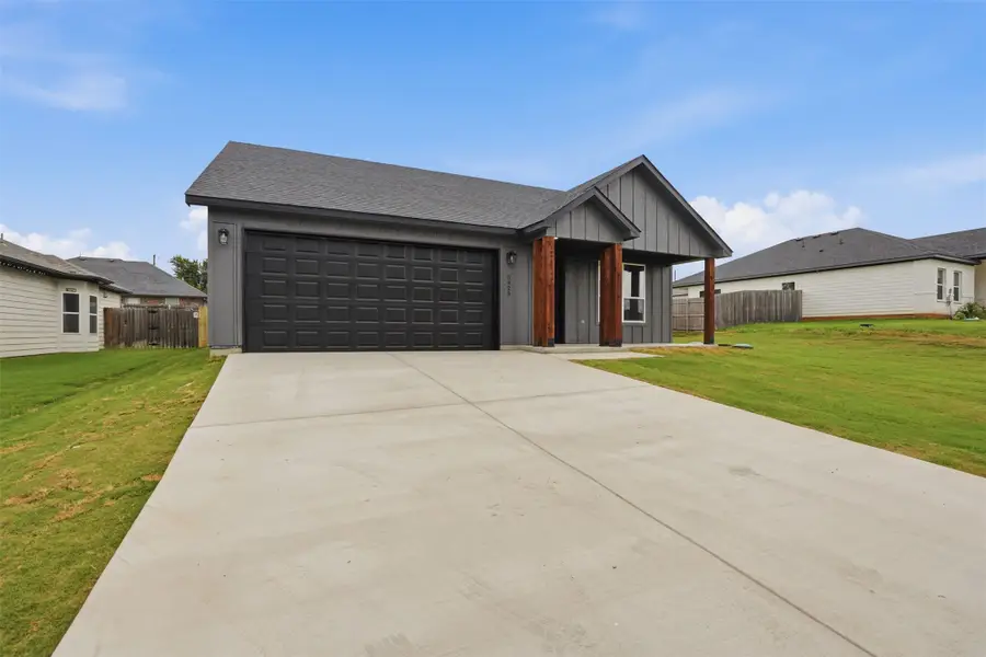 5423 Firewood Trail, Granbury, TX 76048 - #3