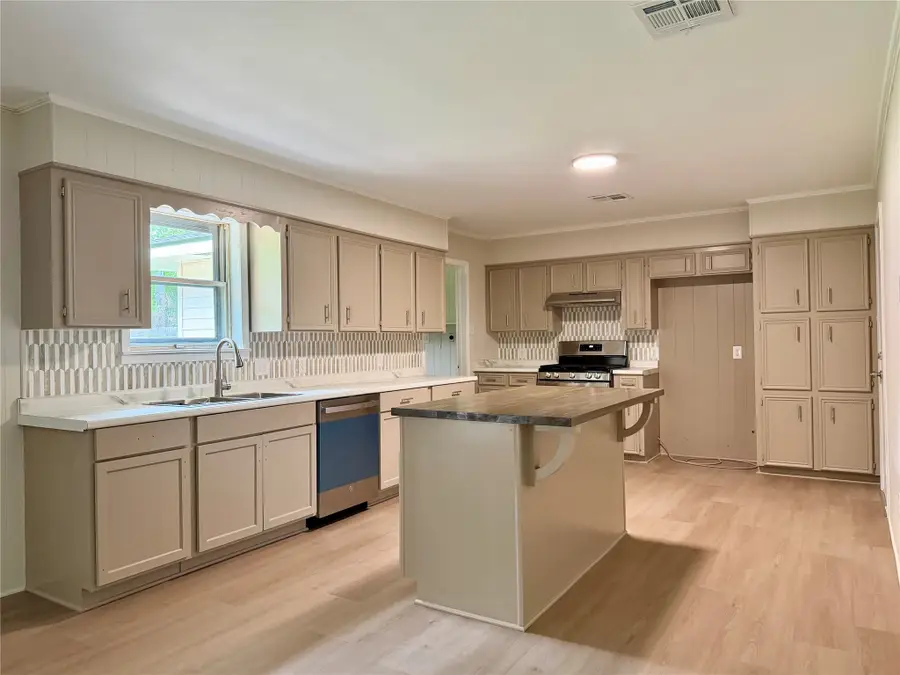 2508 Belmont Boulevard, Bossier City, LA 71111 - #3