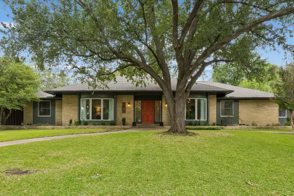 11714 El Hara Circle, Dallas, TX 75230