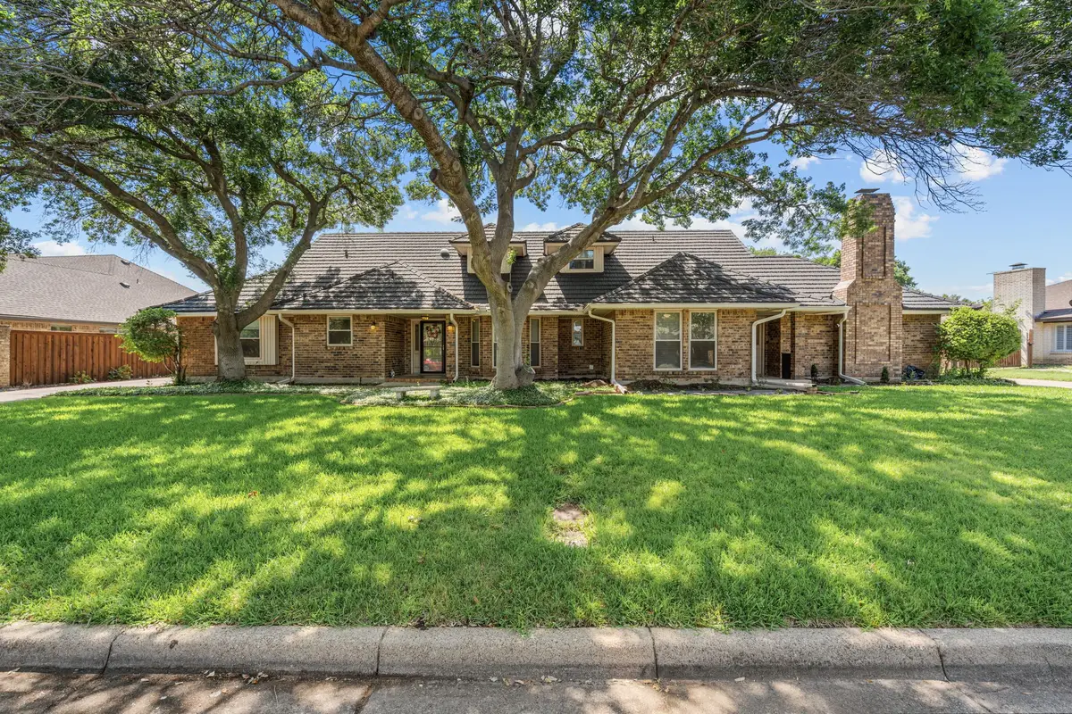 5111/5109 Ledgestone Drive, Fort Worth, TX 76132 - #1