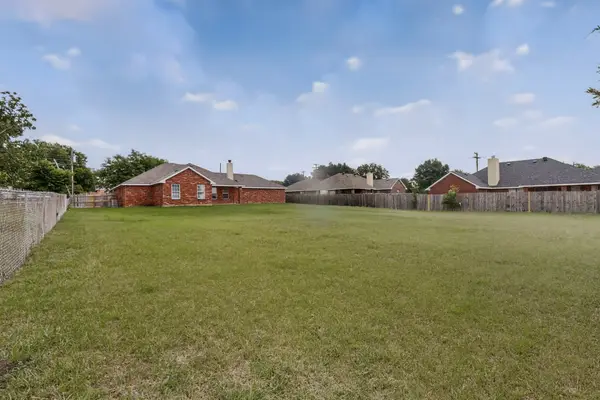 2509 Gerry Way Street, Lancaster, TX 75134
