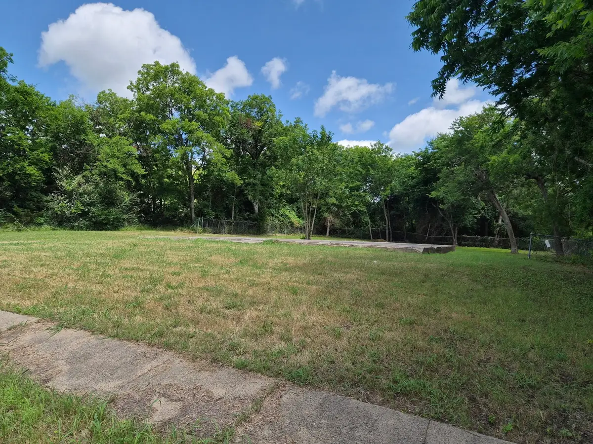 2214 Marshall Street, Greenville, TX 75401 - #1