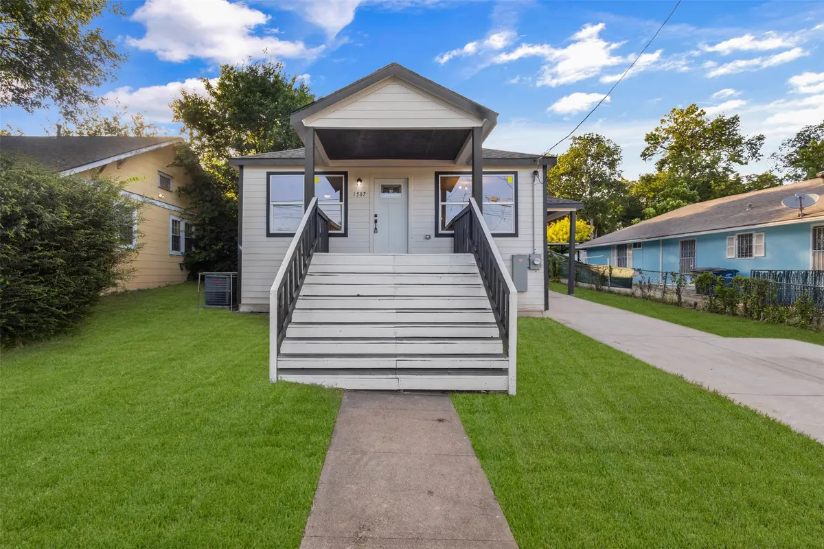 1507 E Waco Avenue, Dallas, TX 75216 - #1