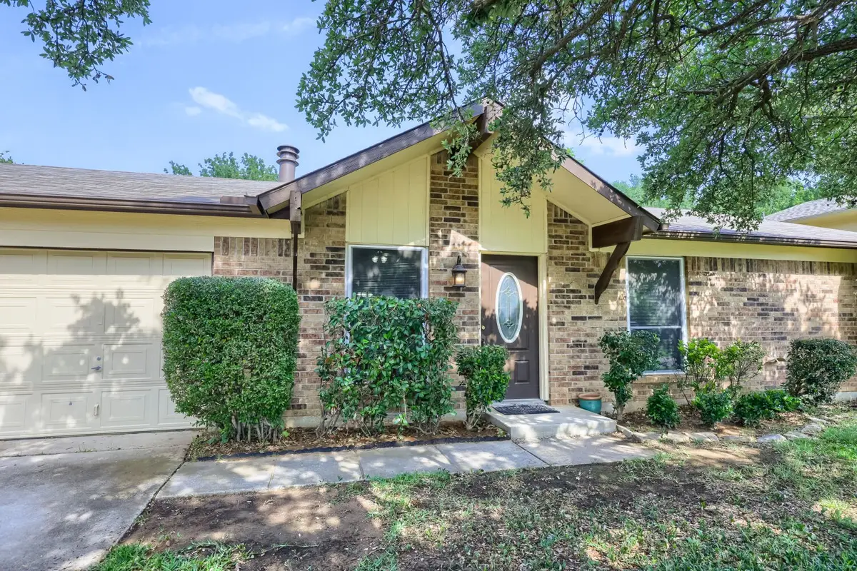 5901 Guildwood Drive, Arlington, TX 76017 - #1