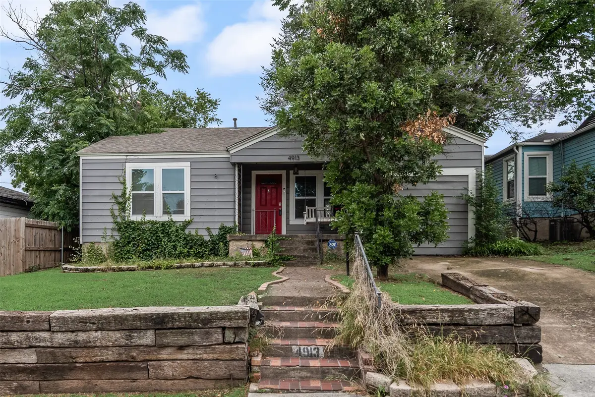 4913 Calmont Avenue, Fort Worth, TX 76107 - #1