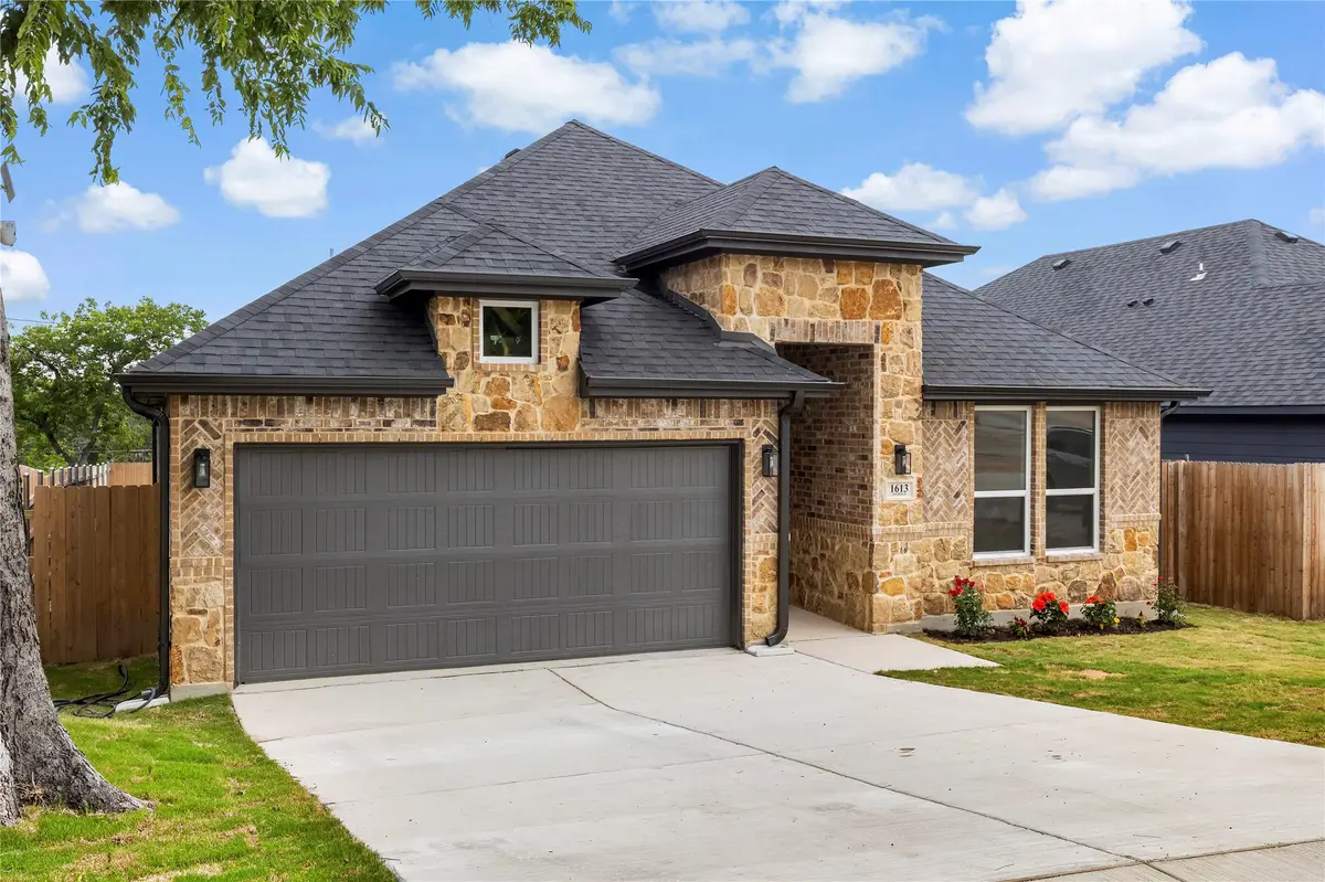 1613 Avenue D, Fort Worth, TX 76104 - #1