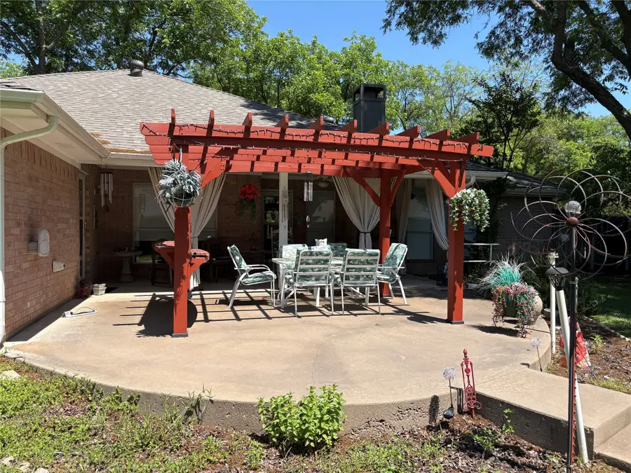 8912 Green Leaves Drive, Granbury, TX 76049 - #2
