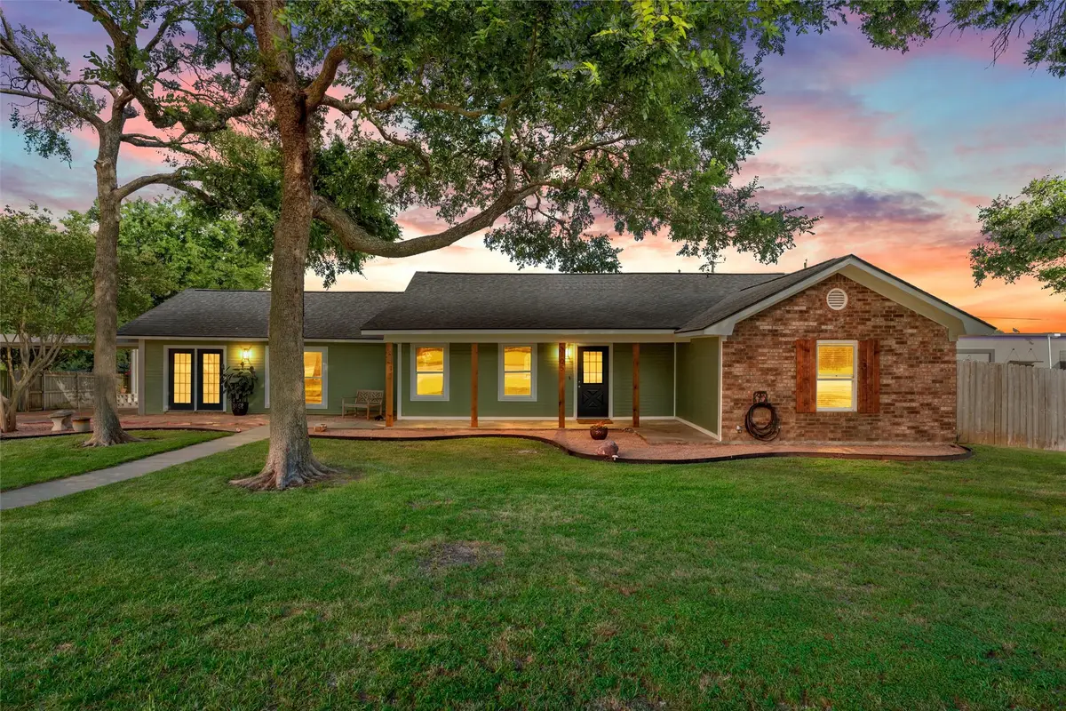 105 James Wesley Drive, Robinson, TX 76706 - #1