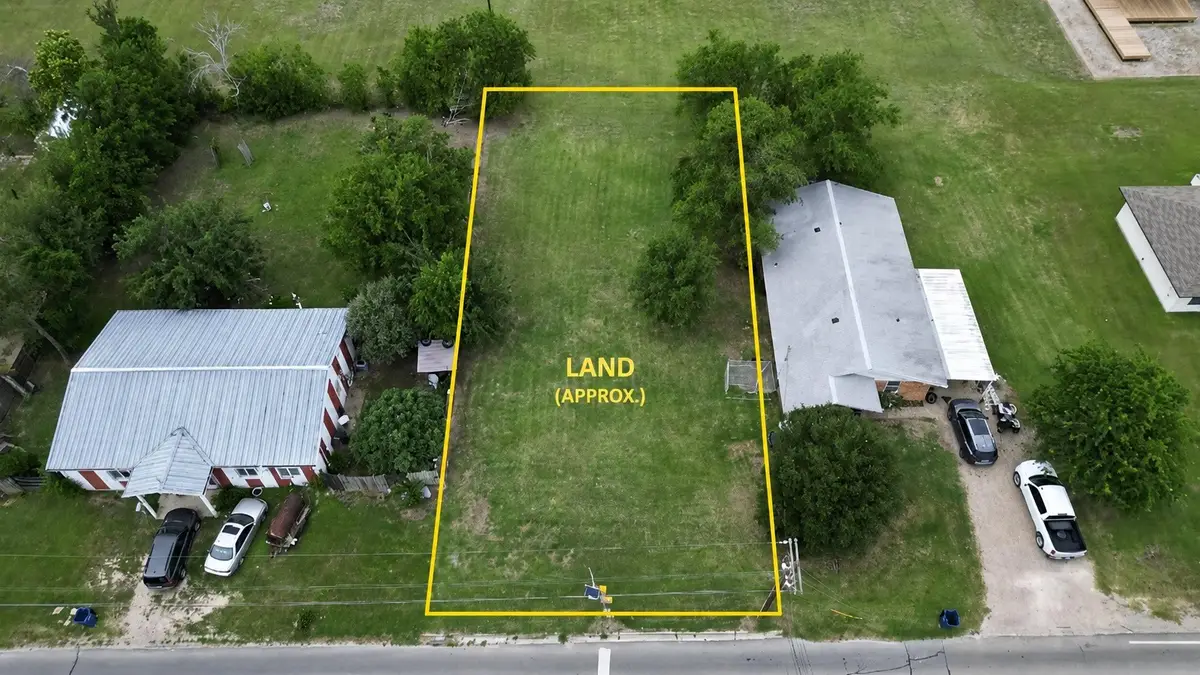 809 Main Street, Itasca, TX 76055 - #1