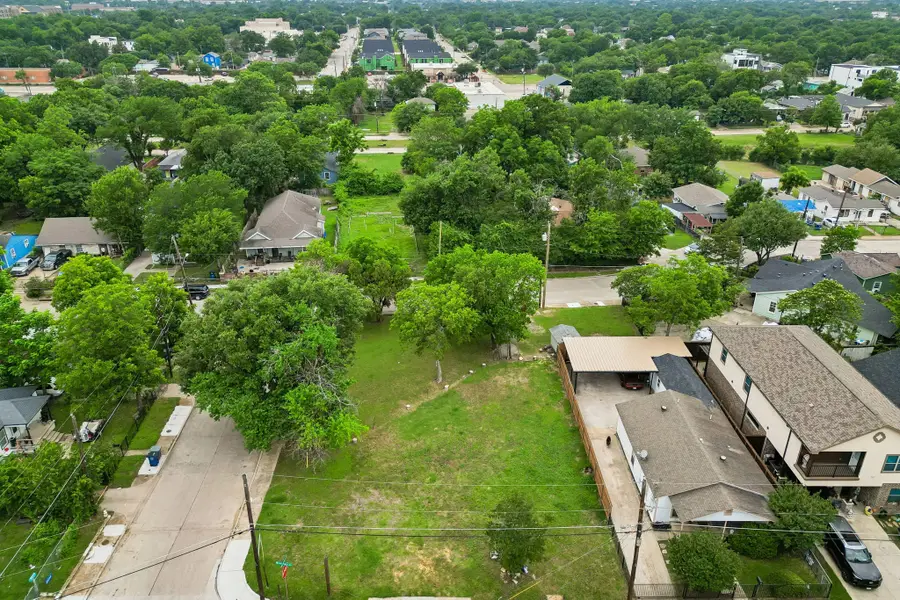 3305 Brantley Street, Dallas, TX 75212 - #2