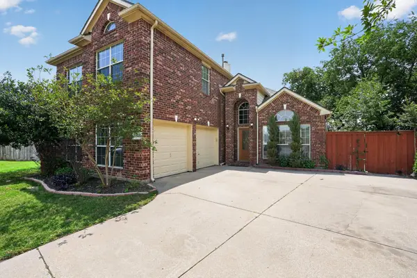 5801 Starboardway Drive, Fort Worth, TX 76135
