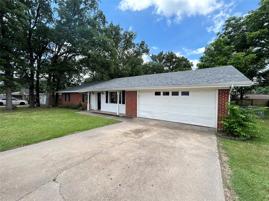 632 Lee Street, Sulphur Springs, TX 75482 - #2