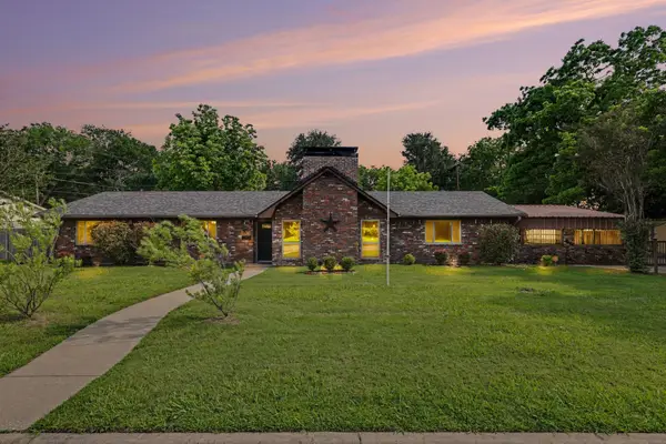 805 Wes Michael Road, Bonham, TX 75418