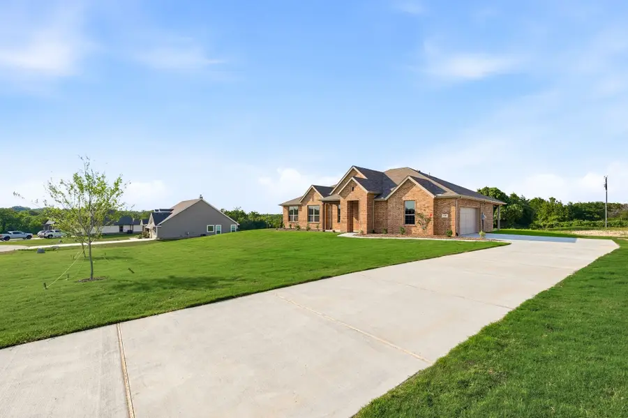 120 Park Hurst Drive, Boyd, TX 76023 - #3