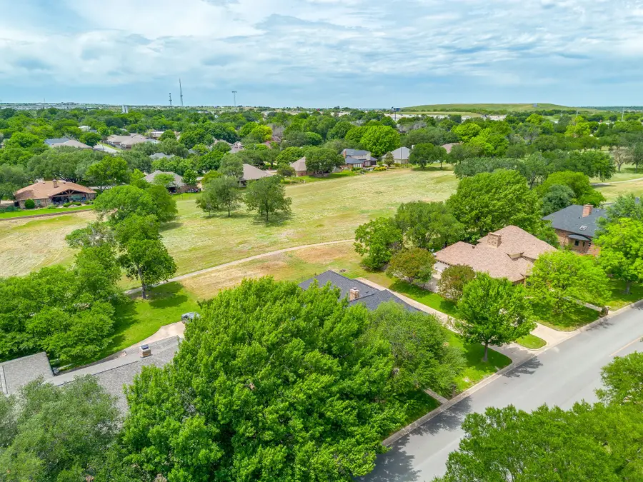 3816 Lost Creek Boulevard, Fort Worth, TX 76008 - #2