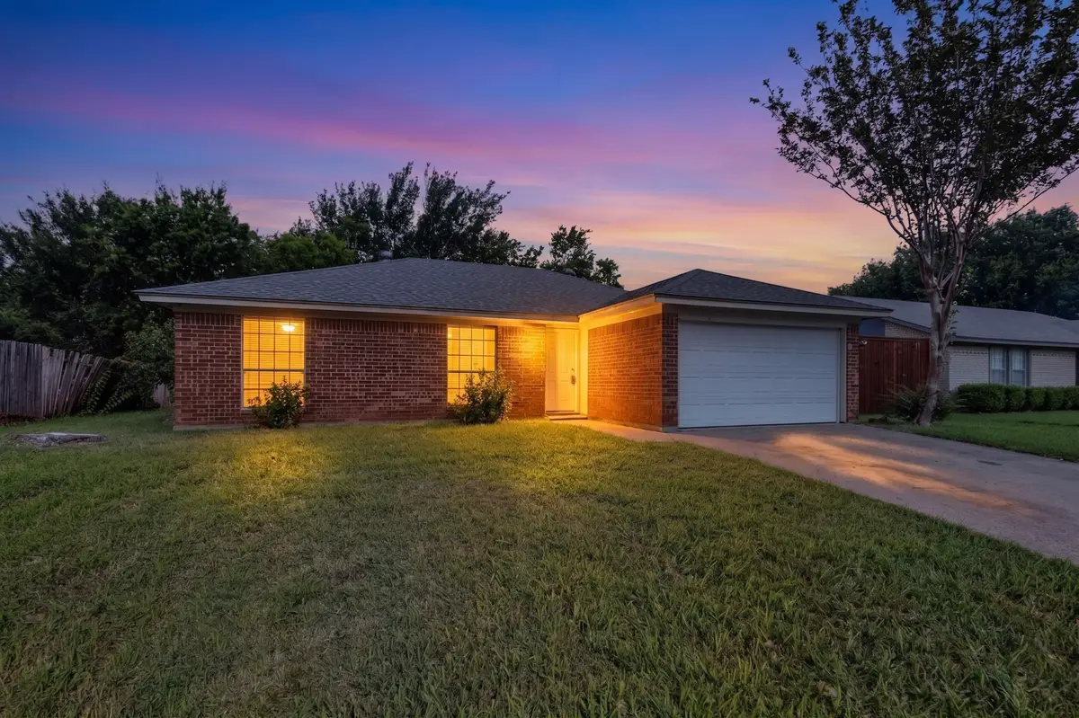 5908 Willow Valley Drive, Arlington, TX 76017 - #1