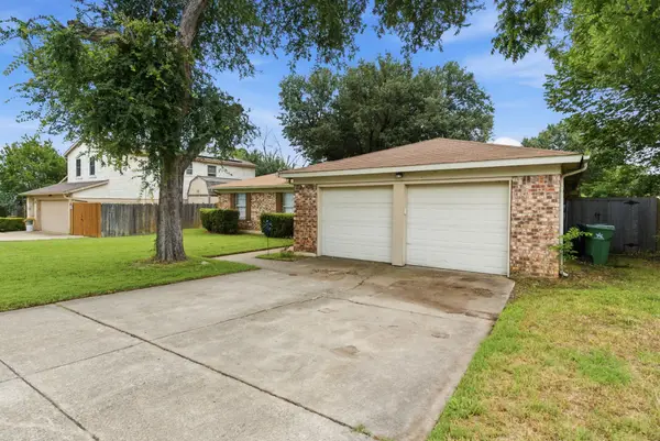 5506 Grantmont Drive, Arlington, TX 76016