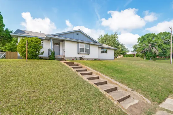 2406 Magna Vista Drive, Dallas, TX 75216
