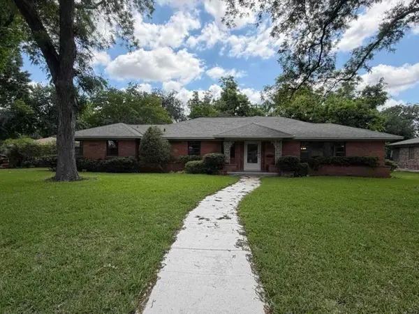 1825 Arrow Lane, Garland, TX 75042