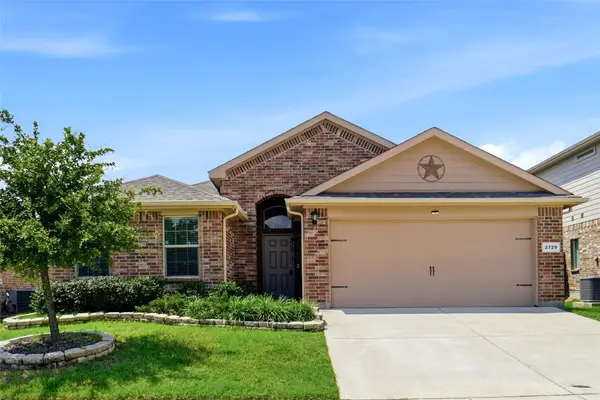 2729 Gains Mill Drive, Fort Worth, TX 76123