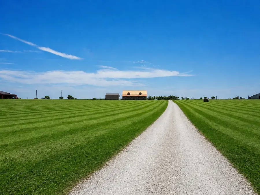 1872 County Road 329, Gainesville, TX 76240 - #2