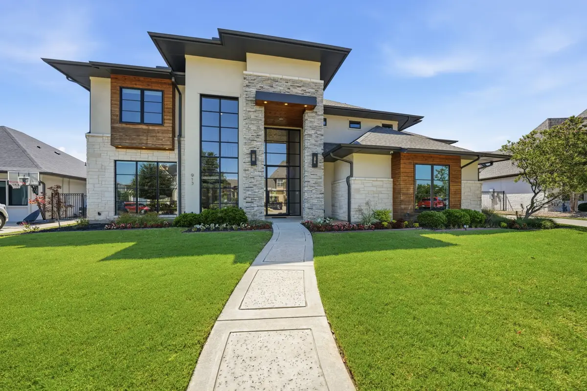 913 Rhone Lane, Southlake, TX 76092 - #1