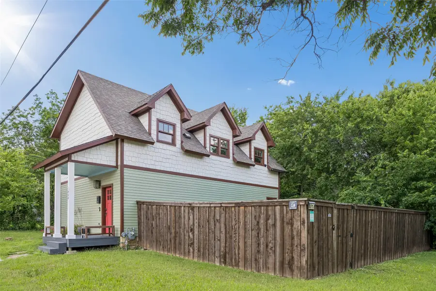 801 W Morphy Street, Fort Worth, TX 76104 - #3