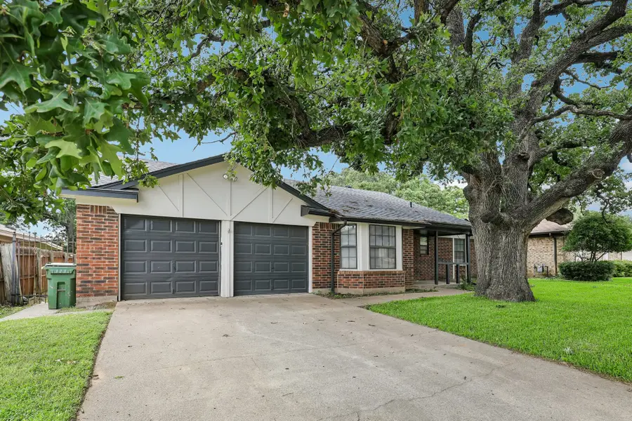 2421 Meadow View, Bedford, TX 76021 - #2