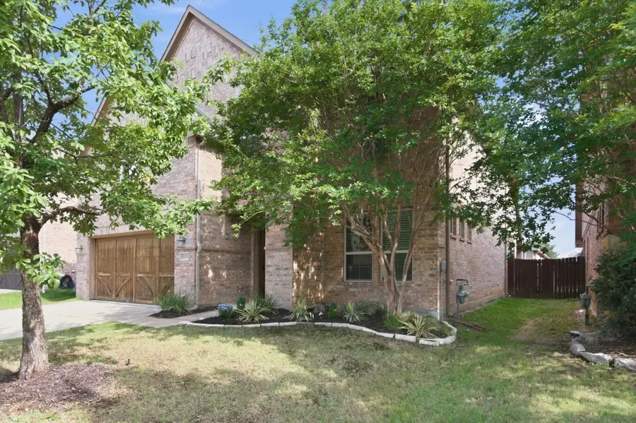 8401 Sandhill Crane Drive, Fort Worth, TX 76118 - #2