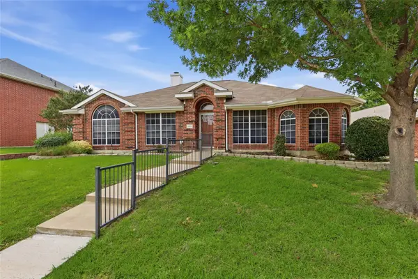 3611 Cedar Creek Lane, Sachse, TX 75048