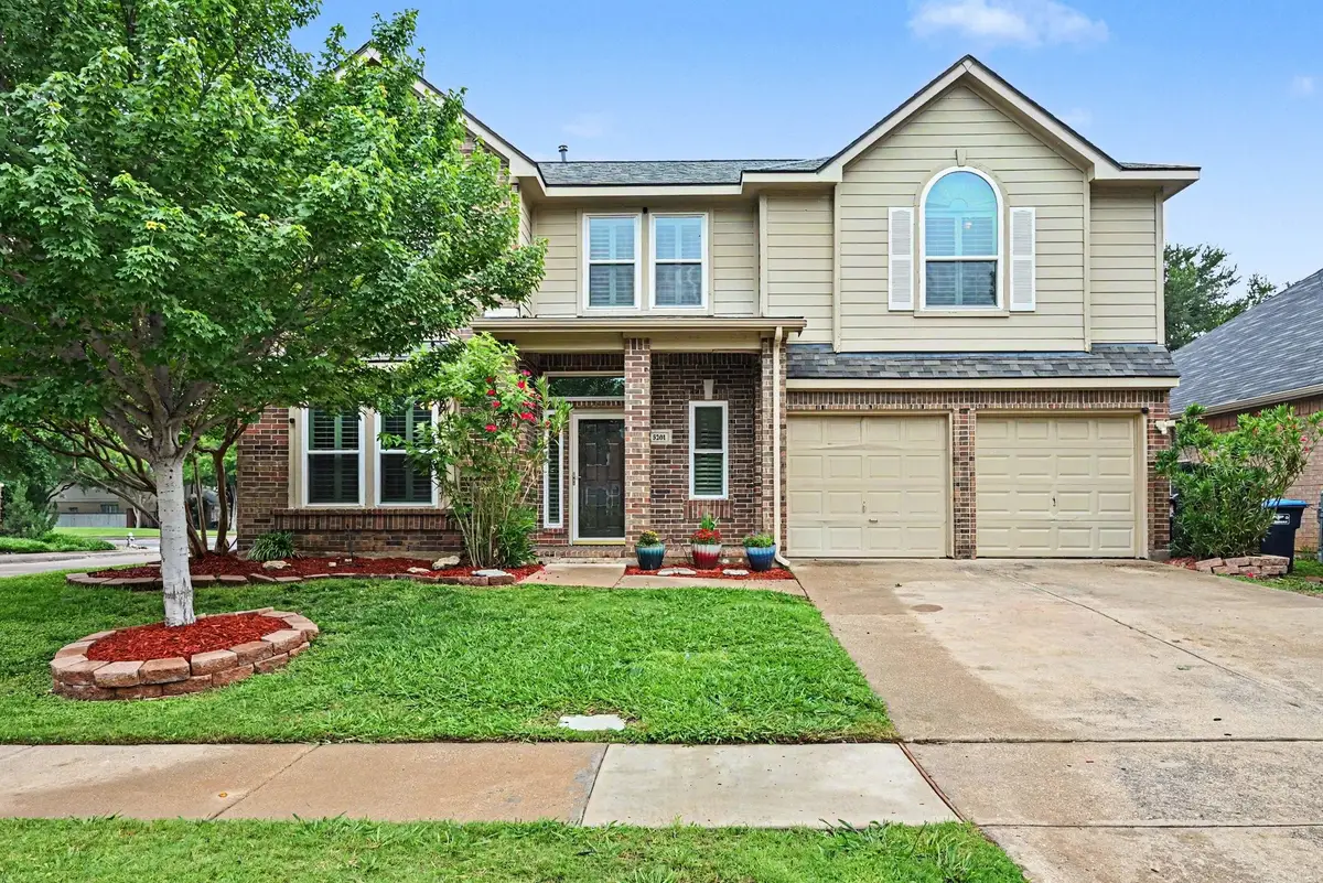 5201 White Sands Drive, Fort Worth, TX 76137 - #1