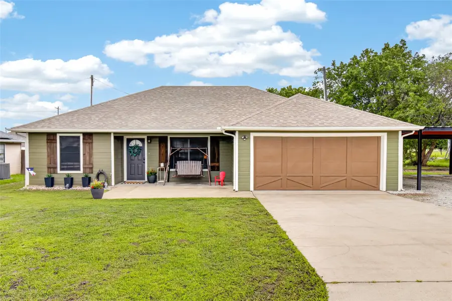703 S College Street, Celeste, TX 75423 - #2