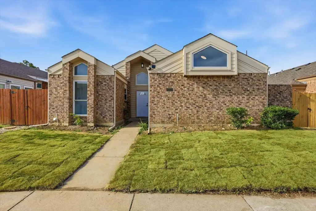 4904 Courtside Drive, Irving, TX 75038 - #1