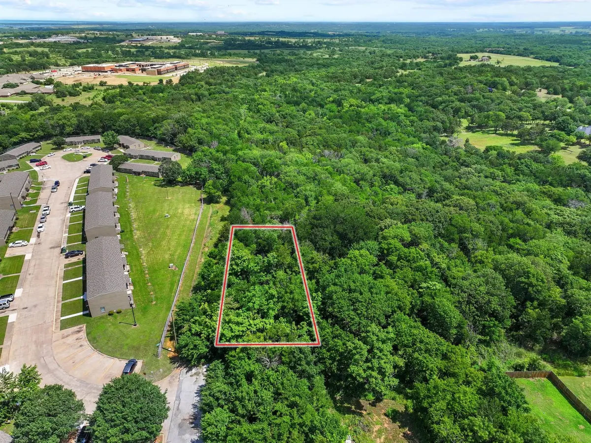 1230 N Armstrong Avenue, Denison, TX 75020 - #1
