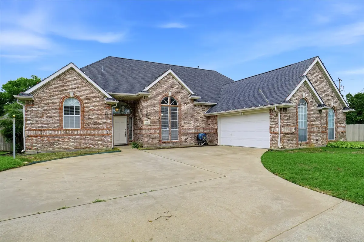 1620 Oak Creek Drive, Hurst, TX 76054 - #1