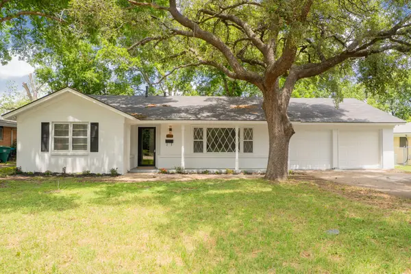 5808 Wales Avenue, Fort Worth, TX 76133