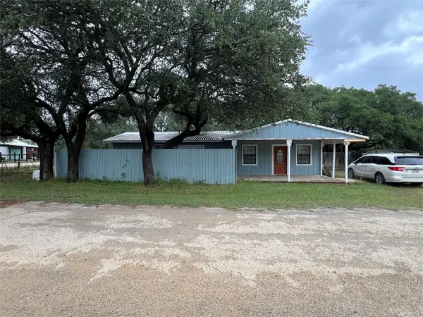 6960 Clifden Drive, Brownwood, TX 76801