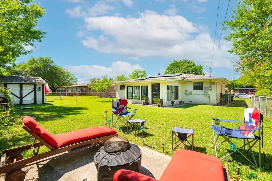 925 S Andrews Avenue, Sherman, TX 75090 - #2