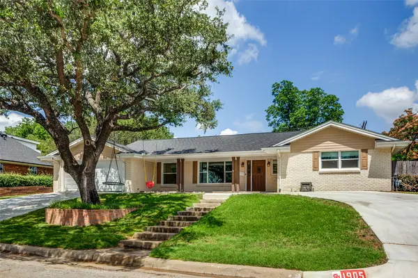 1905 Dakar Road W, Fort Worth, TX 76116