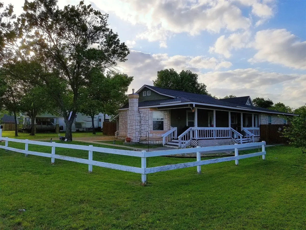 6113 Broadway Avenue, Haltom City, TX 76117 - #1