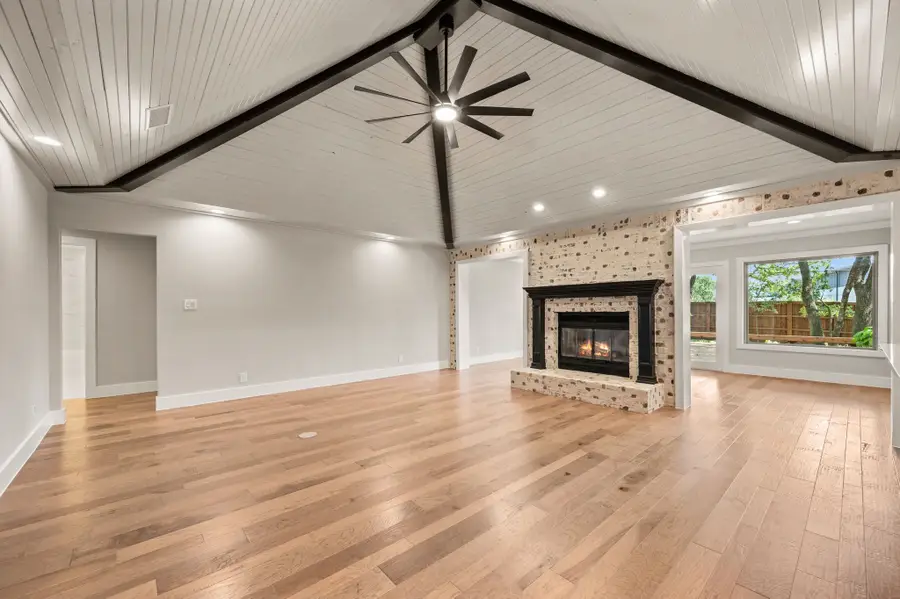 2335 Los Robles Street, Grapevine, TX 76051 - #3