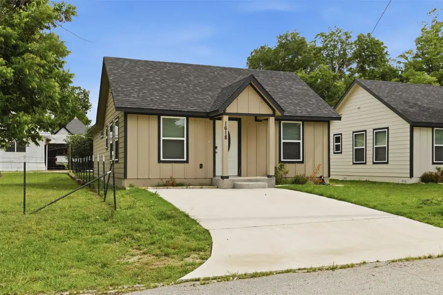 1618 Cleveland Street, Greenville, TX 75401 - #2