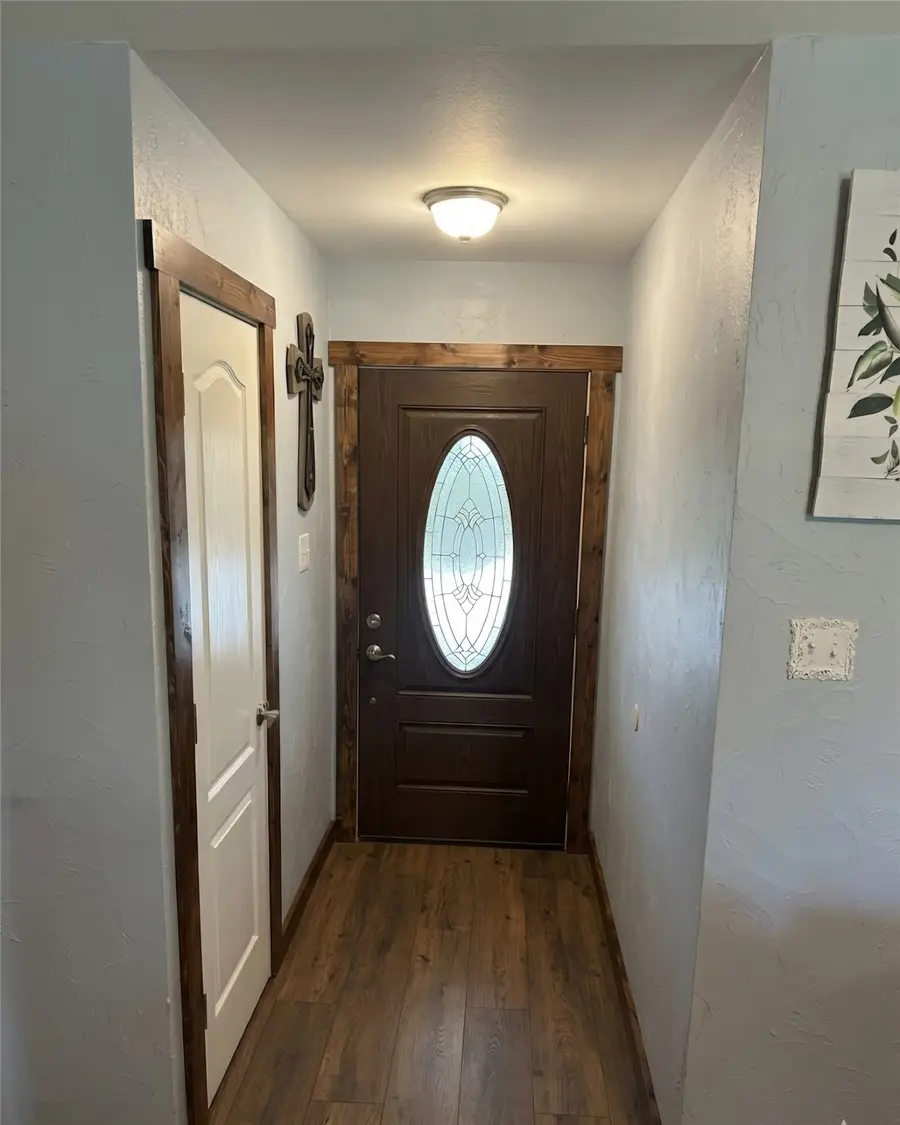 421 Arnold Avenue, Burleson, TX 76028 - #2